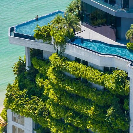 M Hotel Danang Exterior photo The rooftop garden
