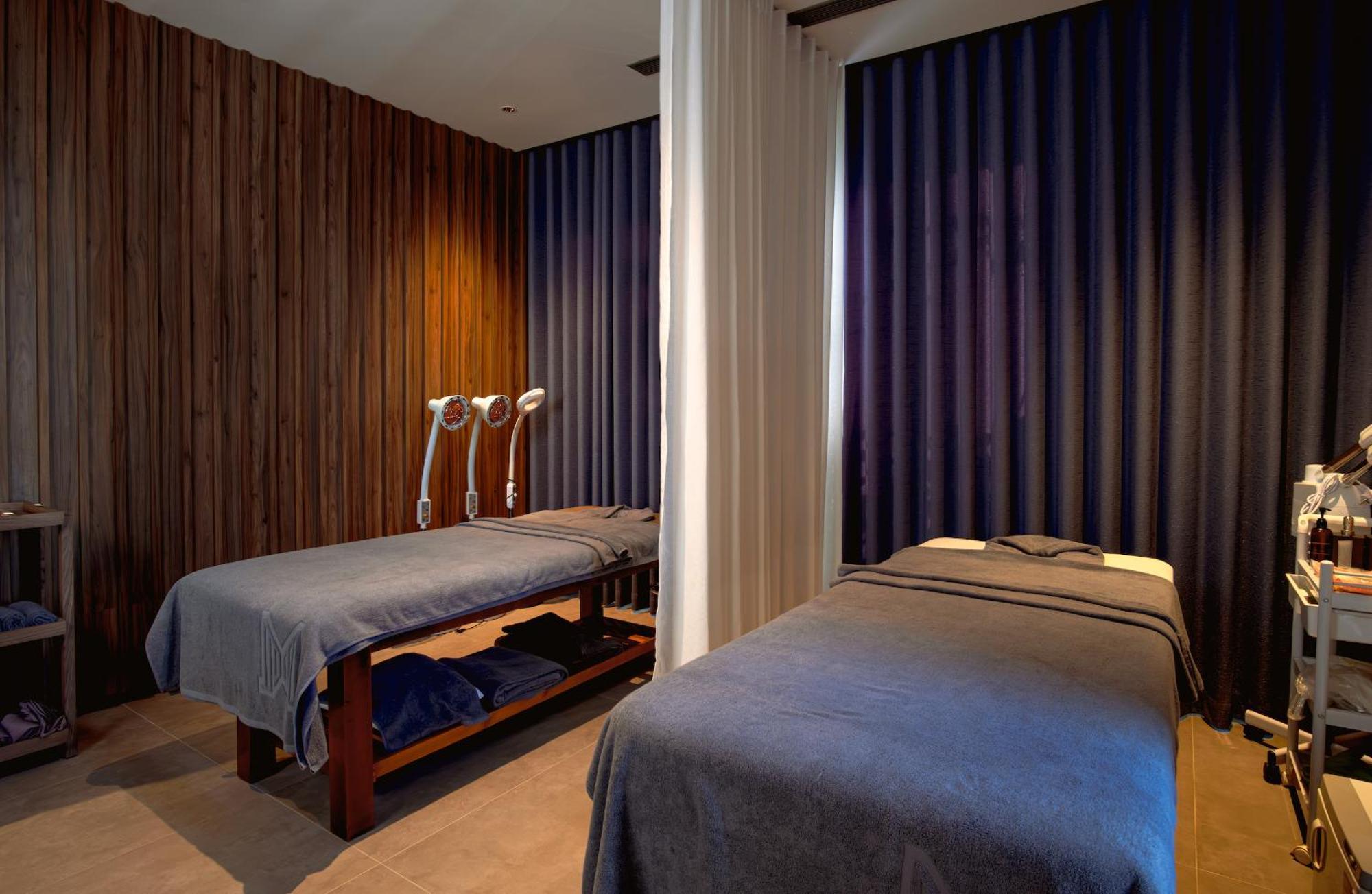 M Hotel Danang Exterior photo Massage beds