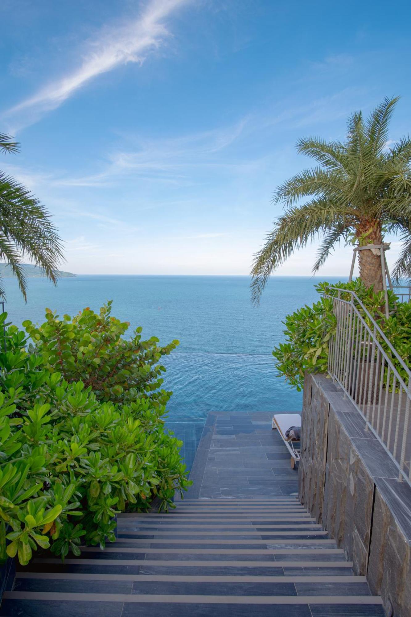 M Hotel Danang Exterior photo View of the Gulf of Thailand from the hotel