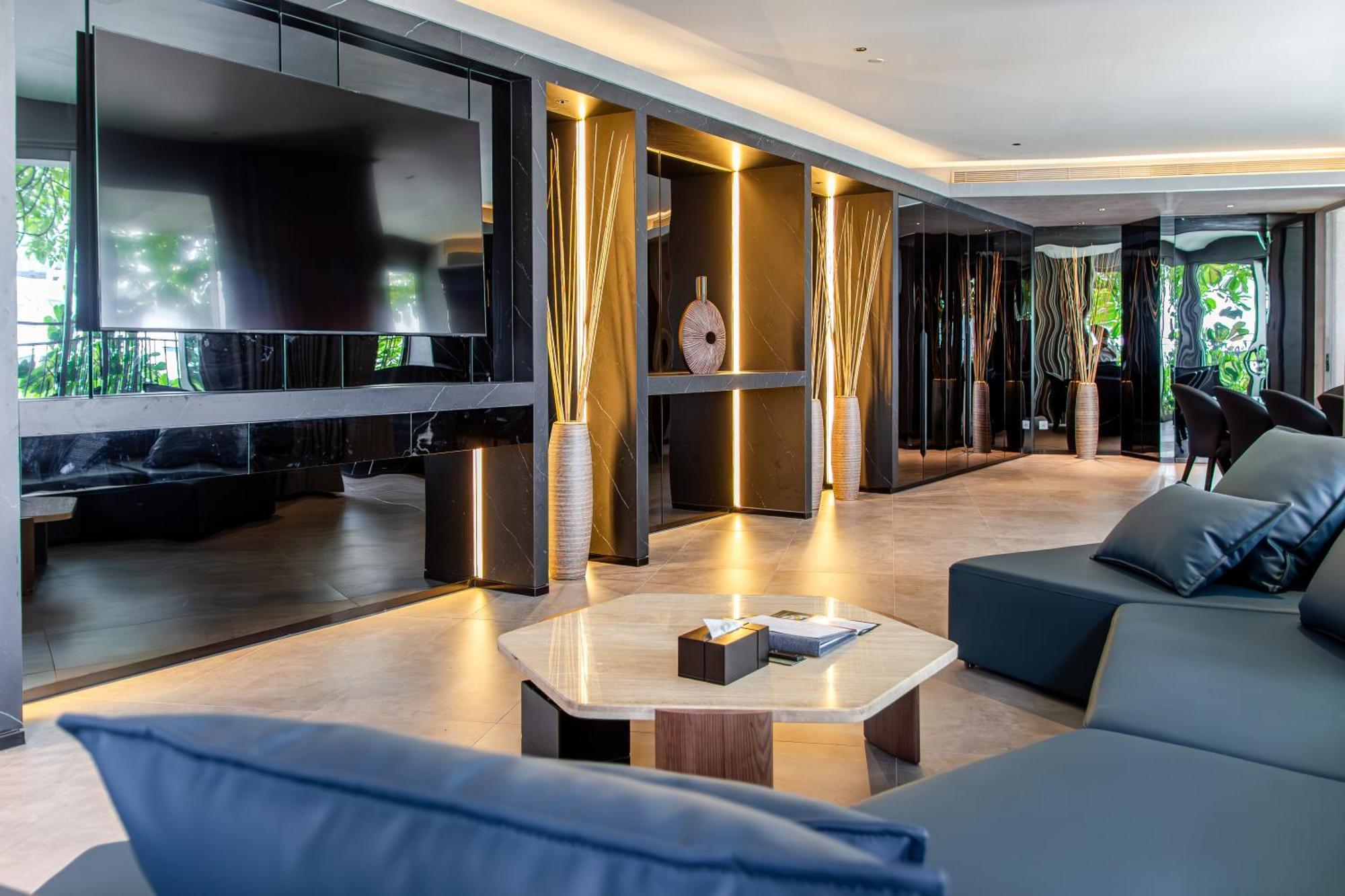 M Hotel Danang Exterior photo The lobby of the hotel